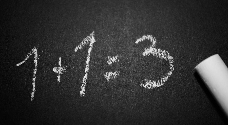 How To Choose a Profitable Niche for Your Blog (+ Tons of Ideas) avoid common mistakes