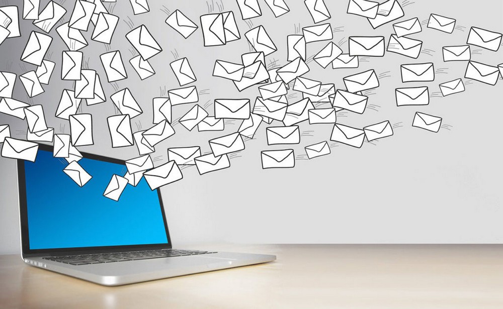 How To Write Emails to Clients for Maximum Engagement (Include Examples and Templates) Types of Emails Section